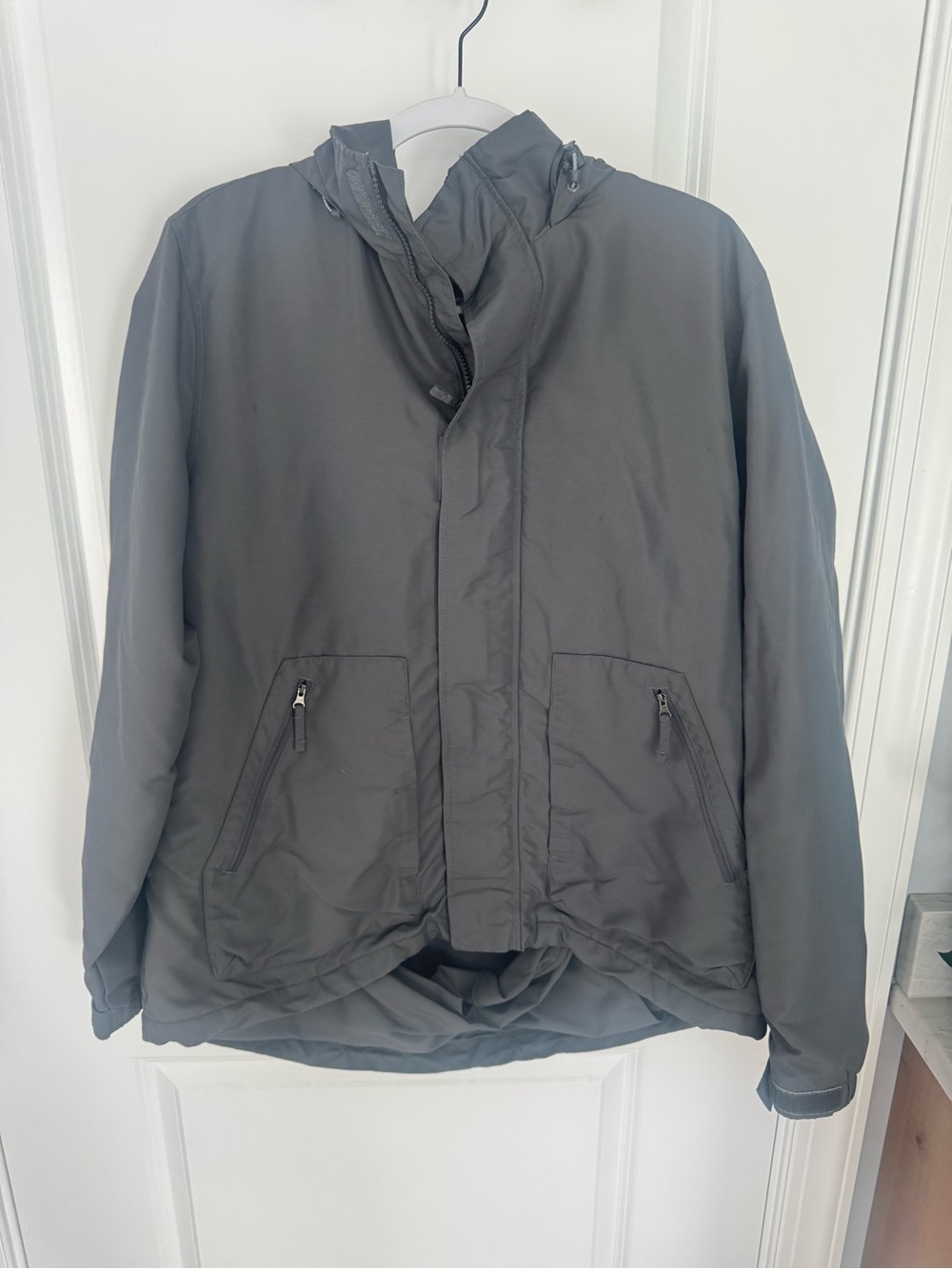 Lands' End Men's Hooded Gray Windbreaker Jacket